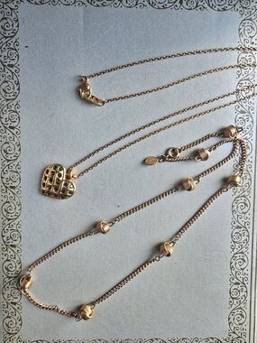 AVON Necklace Set/ Green Heart And Knot Necklace